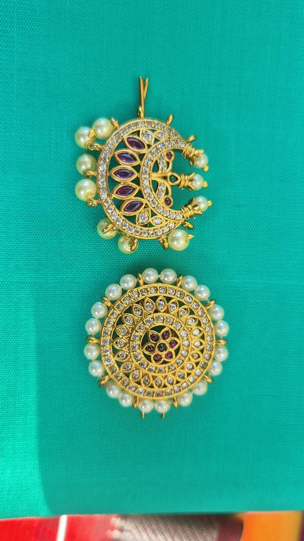 Temple Jewellery Pendant Set – Crescent & Circular Disc