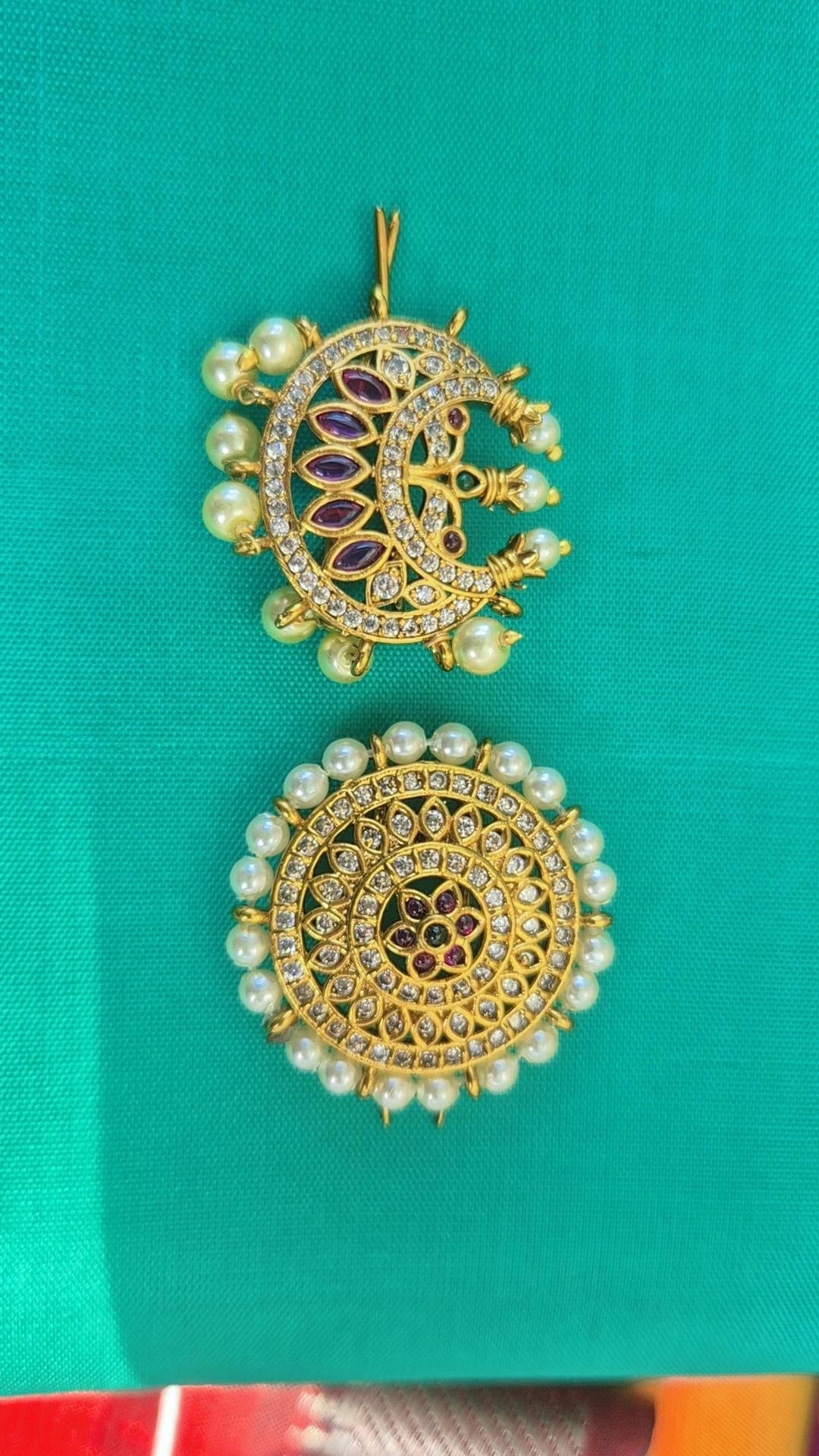 Temple Jewellery Pendant Set – Crescent & Circular Disc