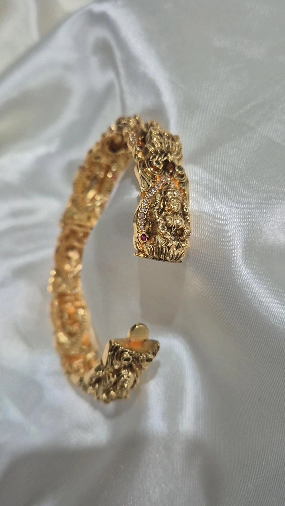 Nakshi Lakshmi Kada Bangle Set