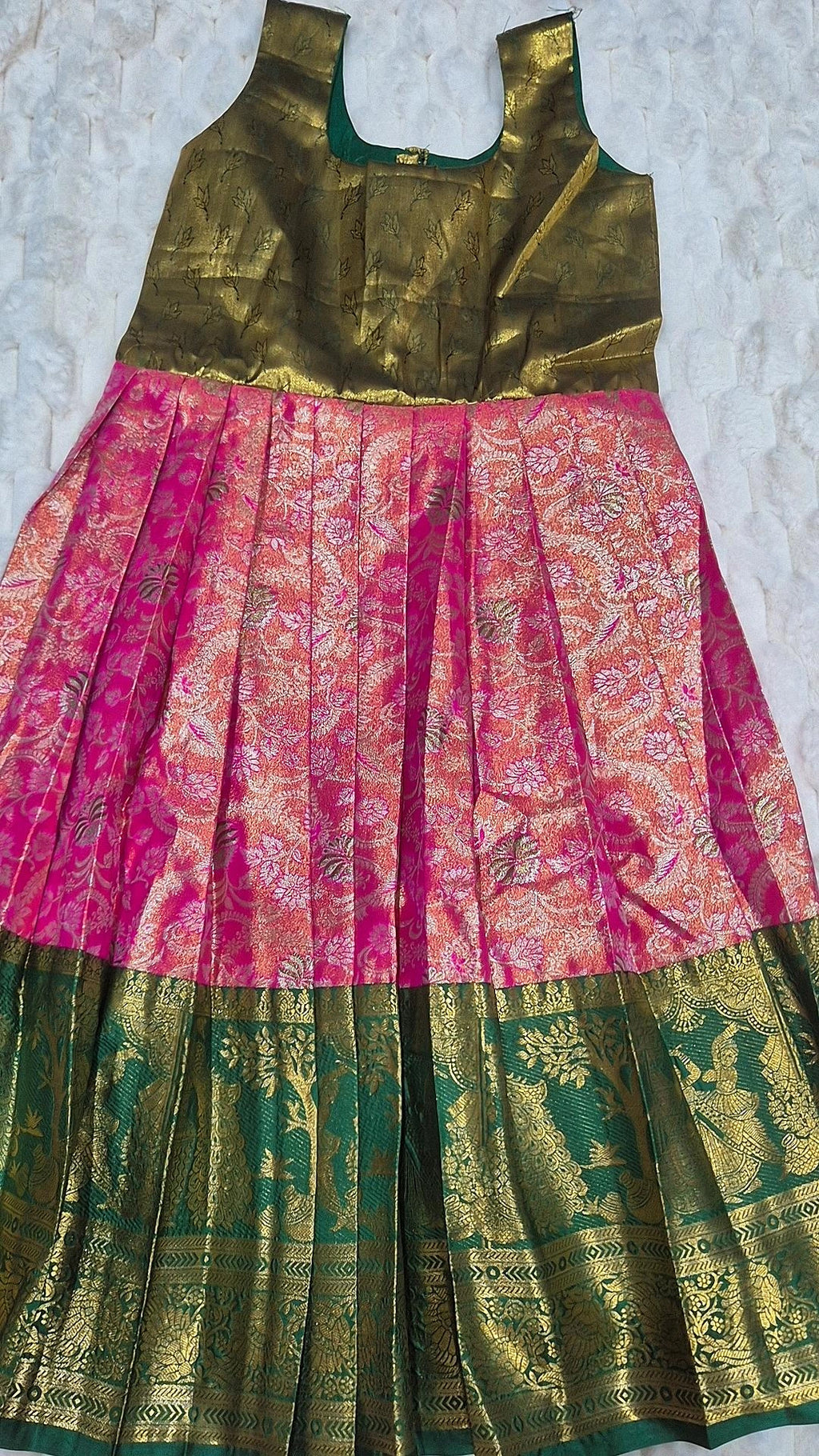 Kids Pattu Lehenga Pink Dark Green – skirt front view