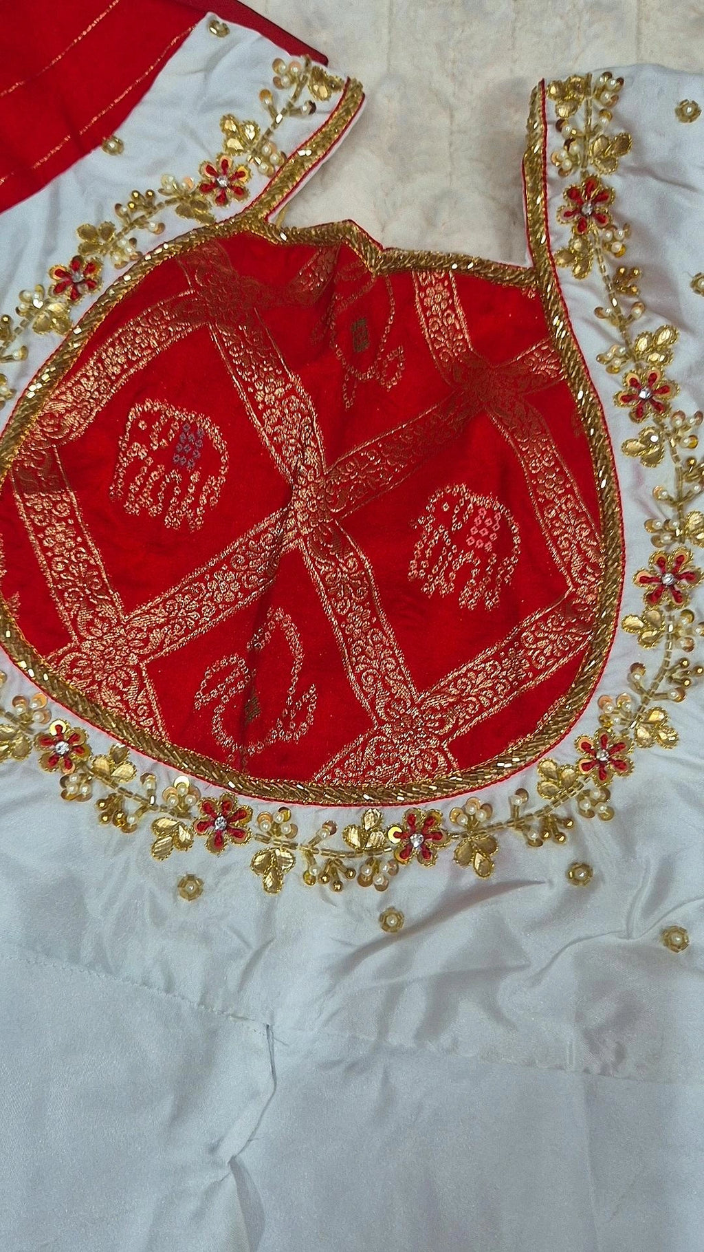 Kids Pattu Lehenga Red Elephant Brocade – blouse embroidery detail