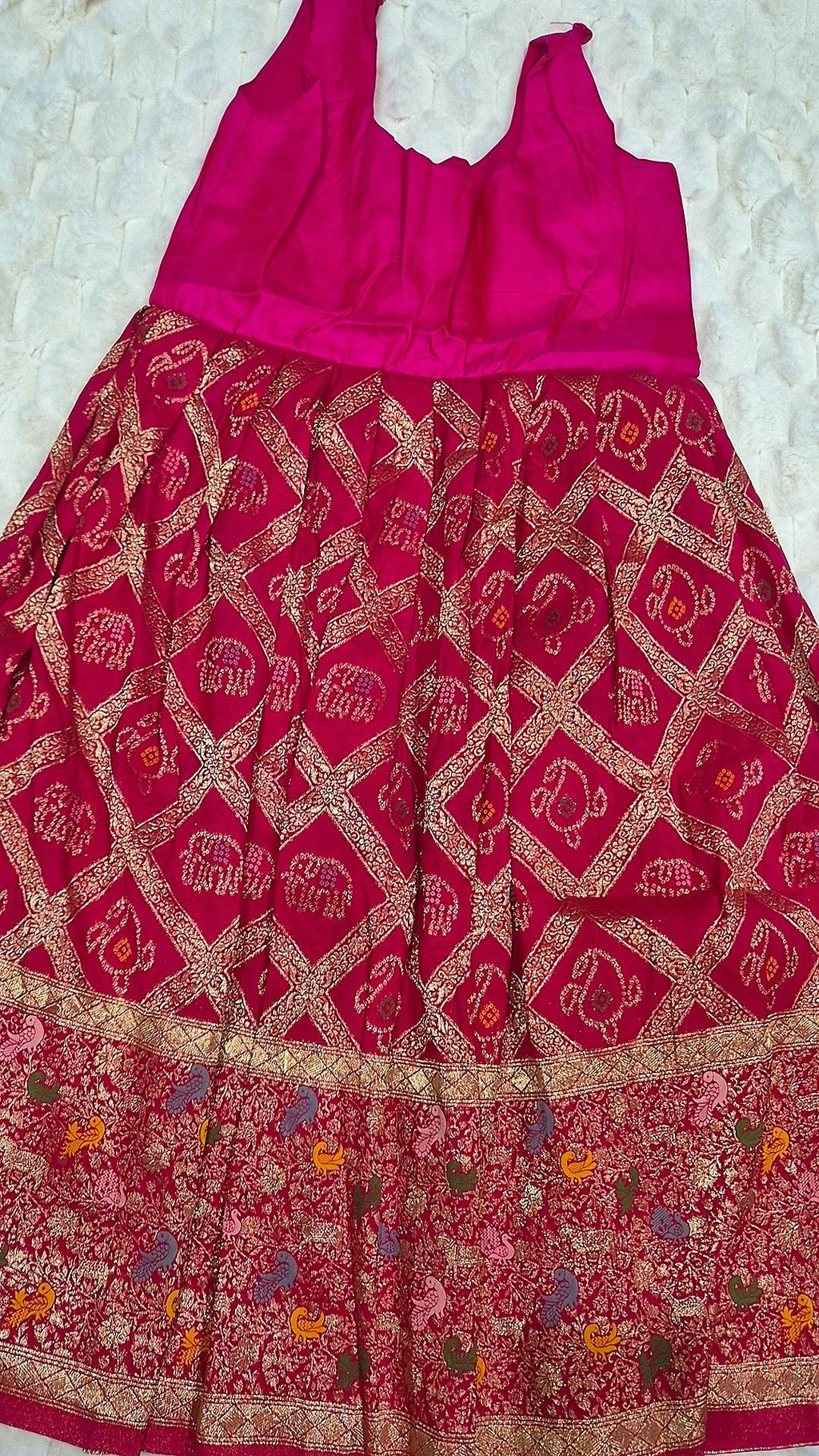 Kids Bandhani Lehenga Red – skirt front view with hot pink blouse