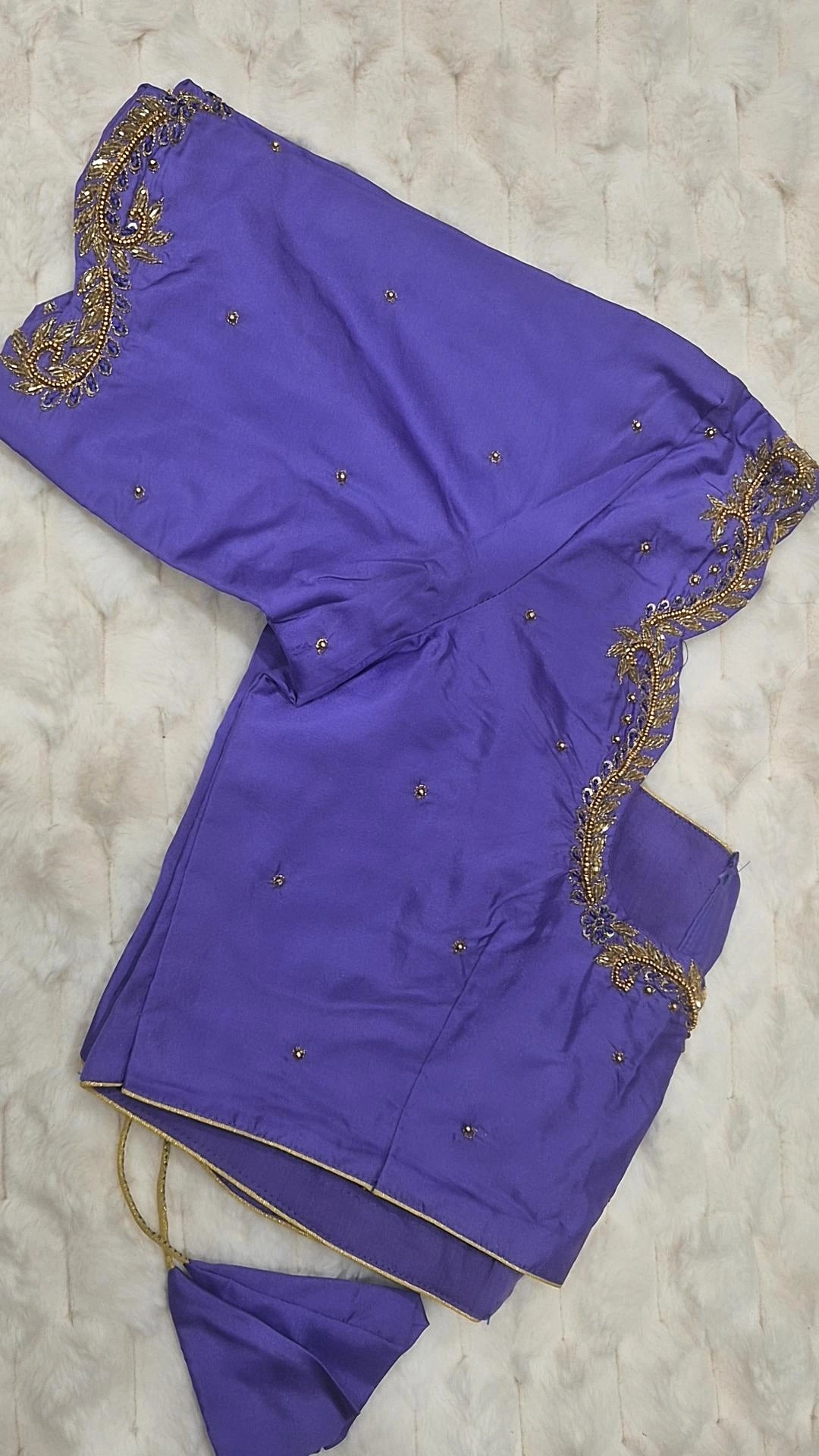 Violet dense paisley scrollwork saree blouse - showing elaborate gold embroidery on neckline and sleeves