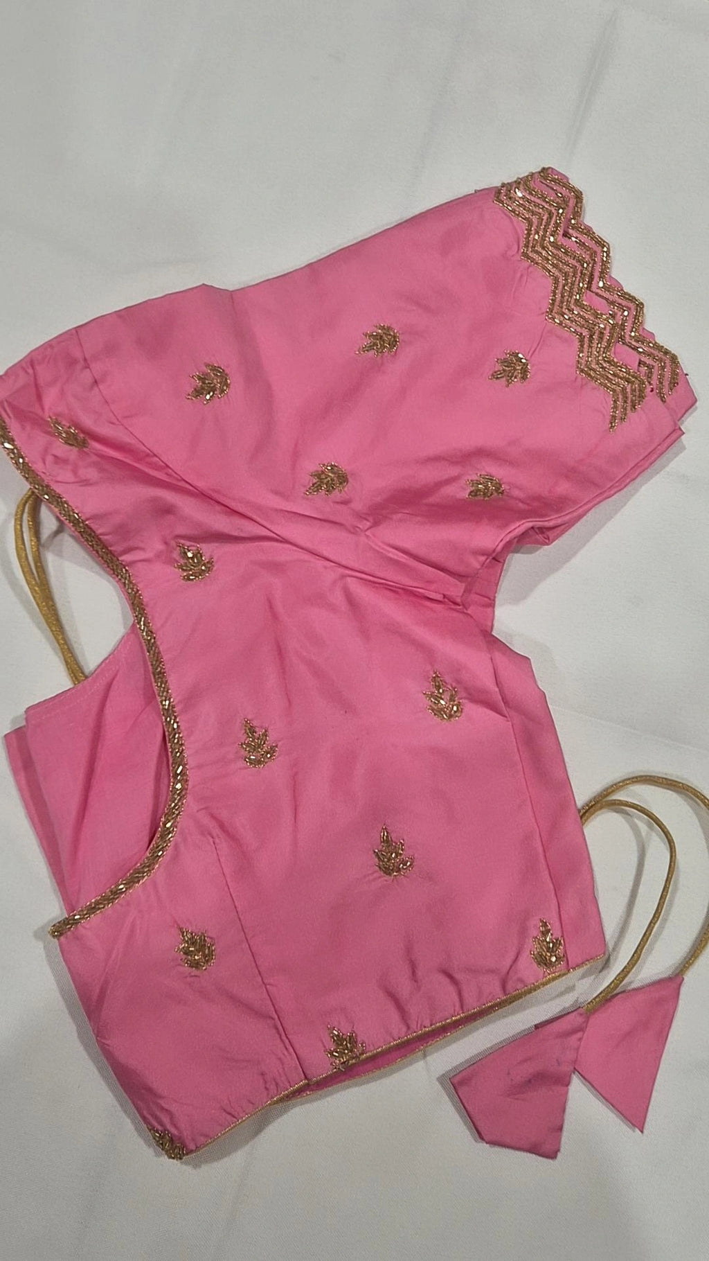 Baby pink zigzag neckline saree blouse - full view showing front and back
