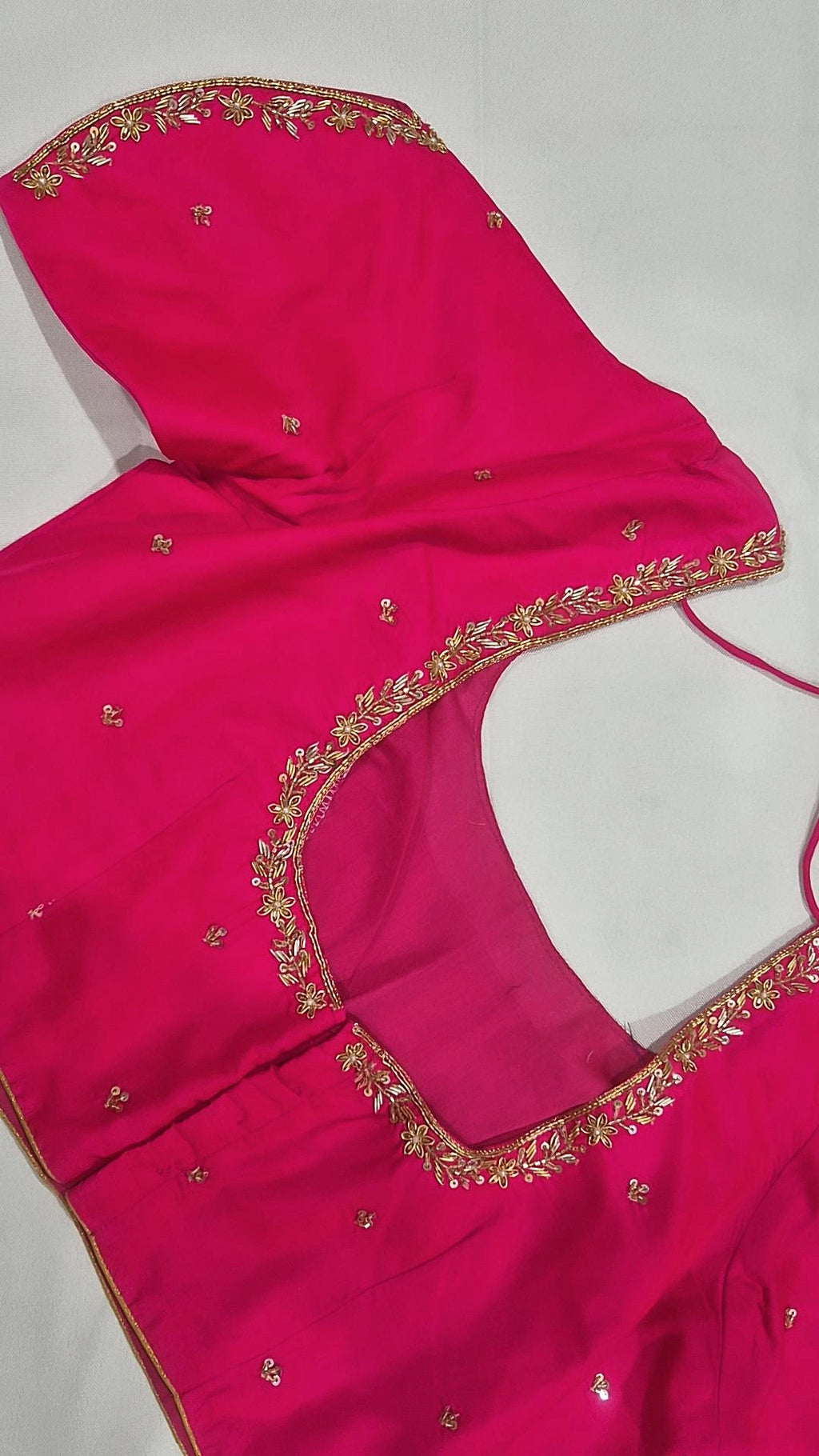 Fuchsia square back saree blouse - back view showing square opening