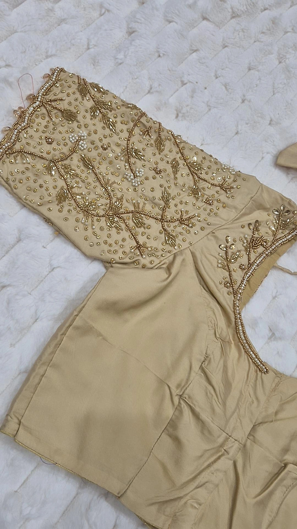 Champagne Gold Boutique Stitched Pearl Sequin Floral Vine Maggam Work Saree Blouse - Sleeve Detail