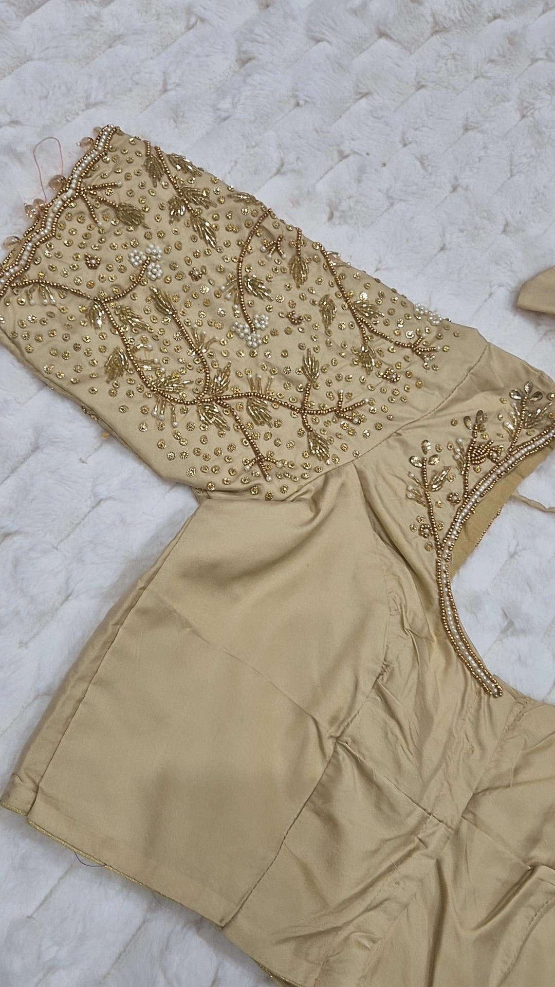 Champagne Gold Boutique Stitched Pearl Sequin Floral Vine Maggam Work Saree Blouse - Sleeve Detail