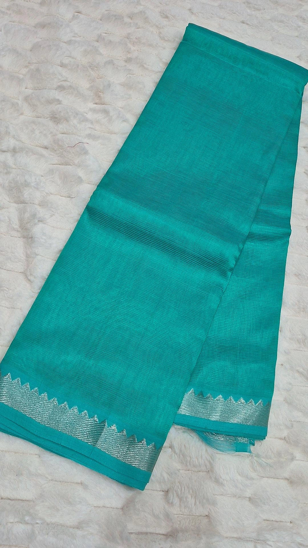 Teal Mangalagiri Pattu handloom saree pallu and woven border detail