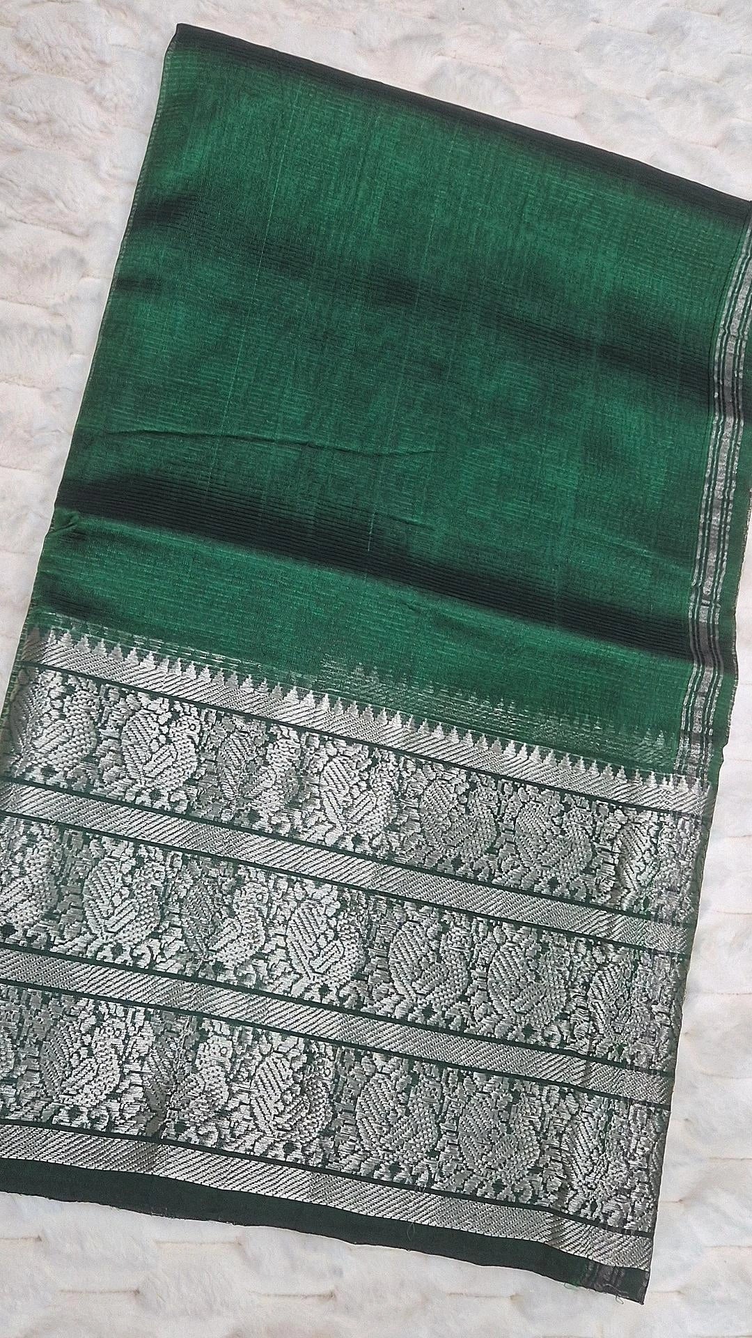Emerald Green Mangalagiri Pattu Handloom Saree