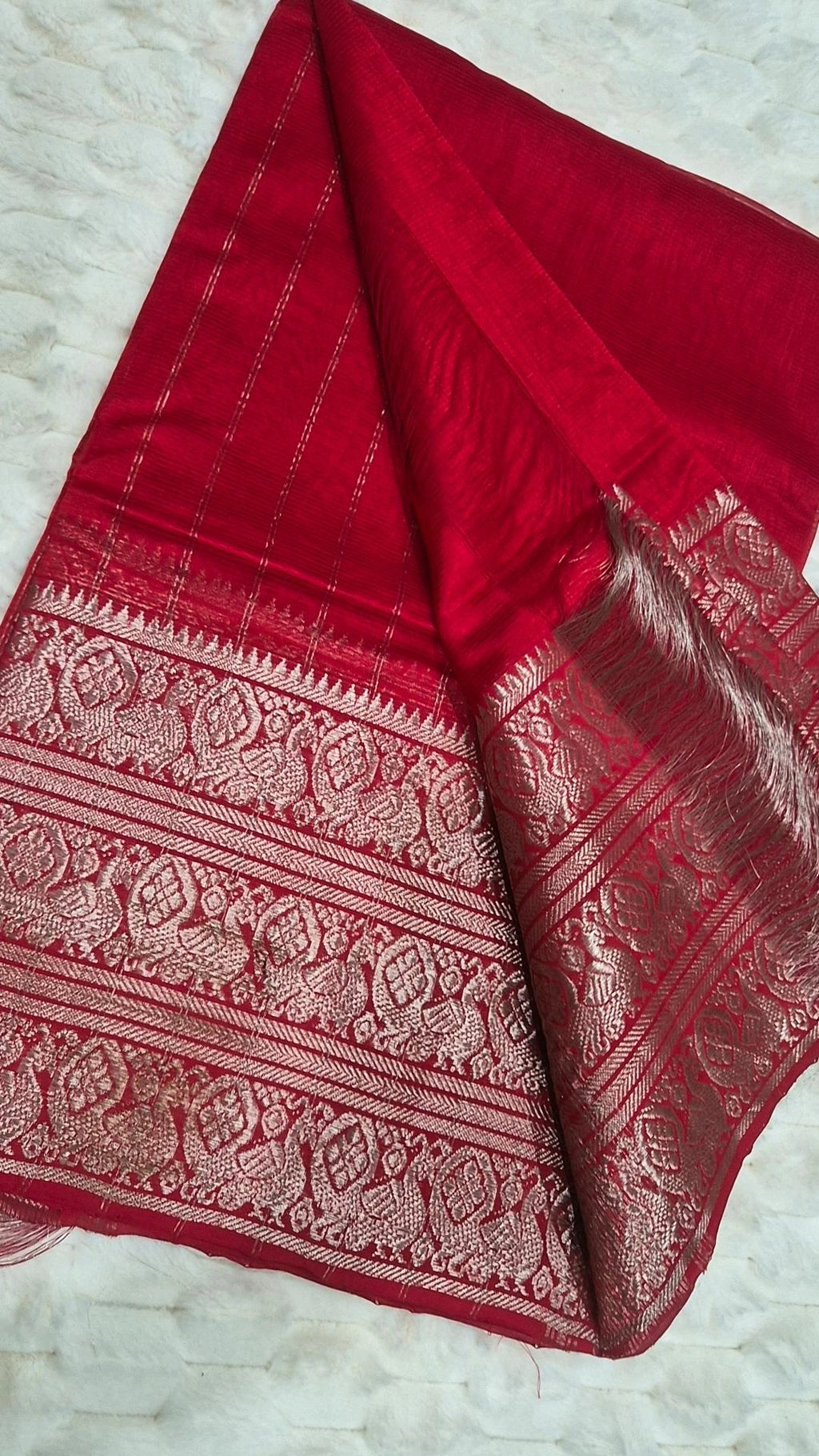 Red Mangalagiri Pattu Handloom Saree