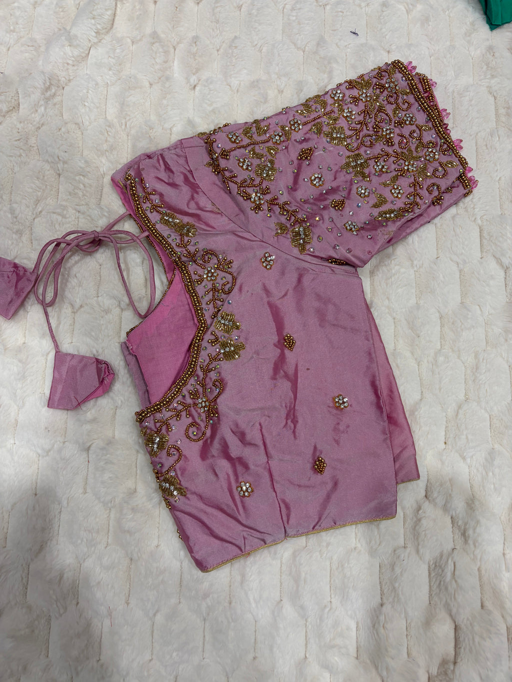 Pink Mauve Heavy Embroidery Saree Blouse - Side View