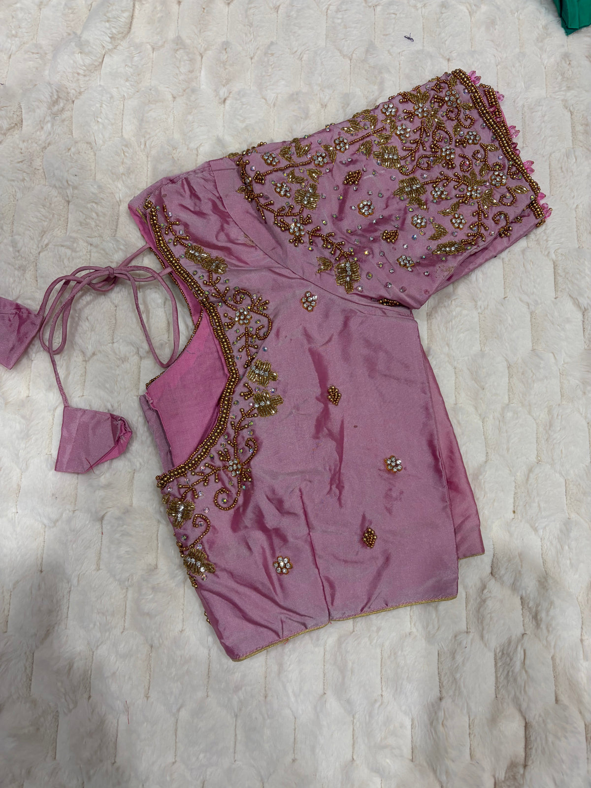 Pink Mauve Heavy Embroidery Saree Blouse - Side View