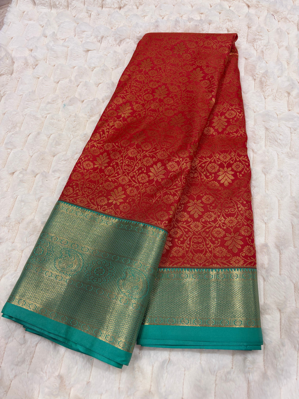 Red & Teal Kanjivaram Silk Saree - Teal blouse front view