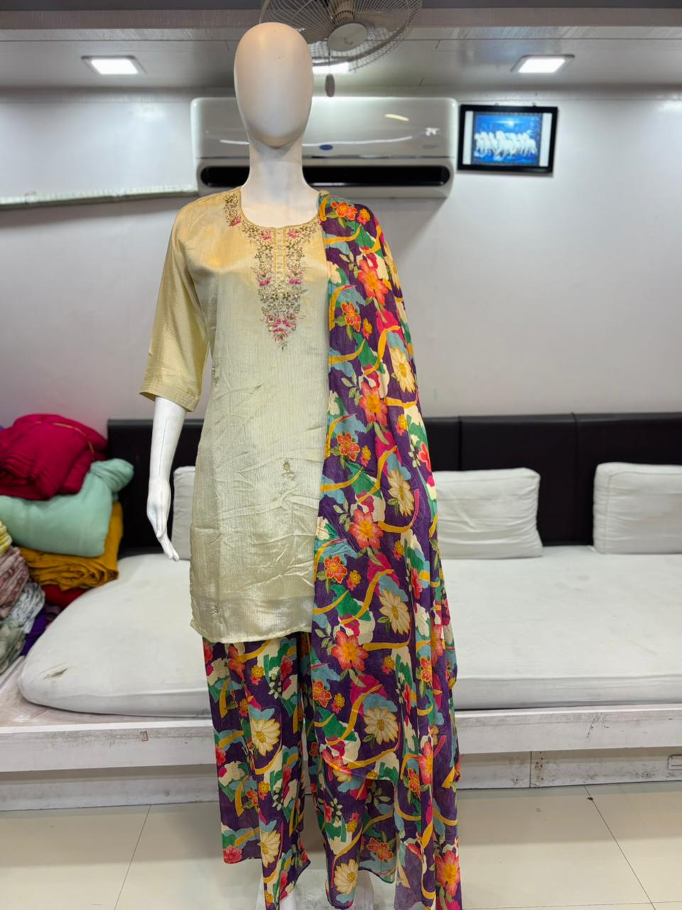 Kurti Set