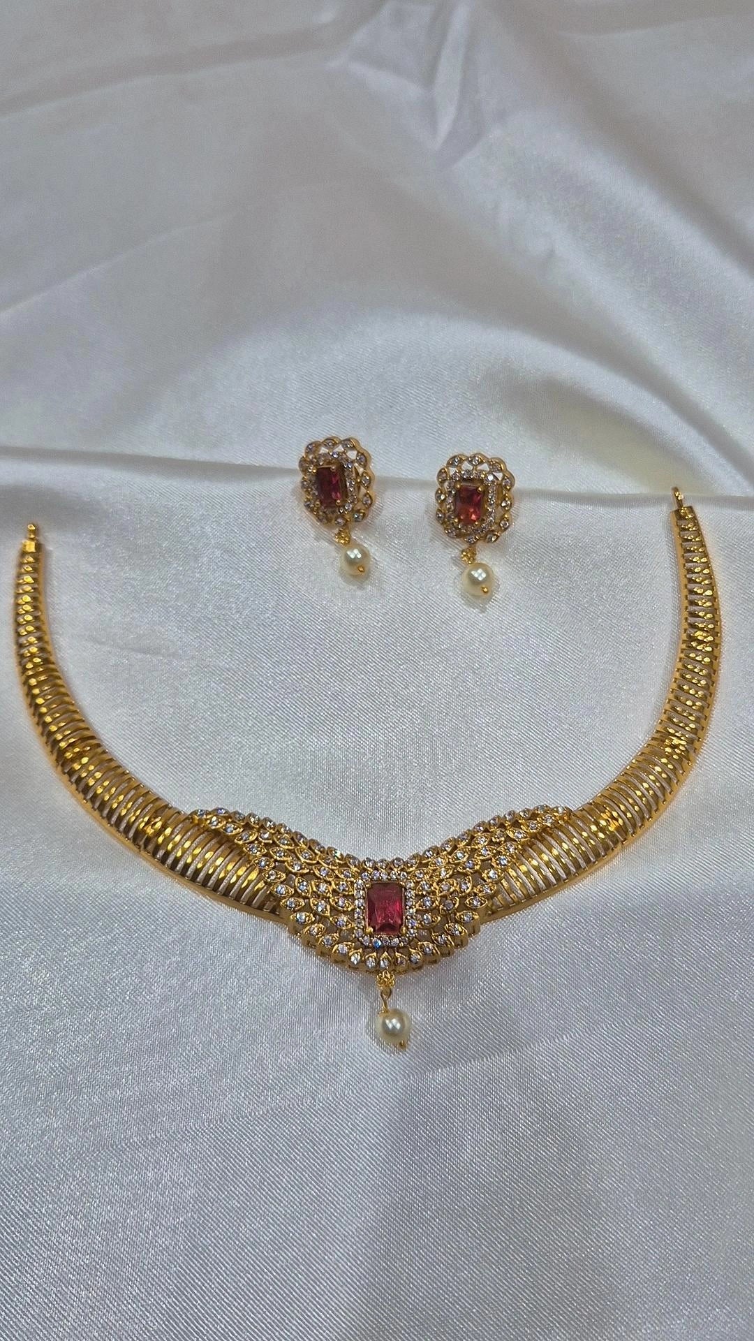 Neck Set