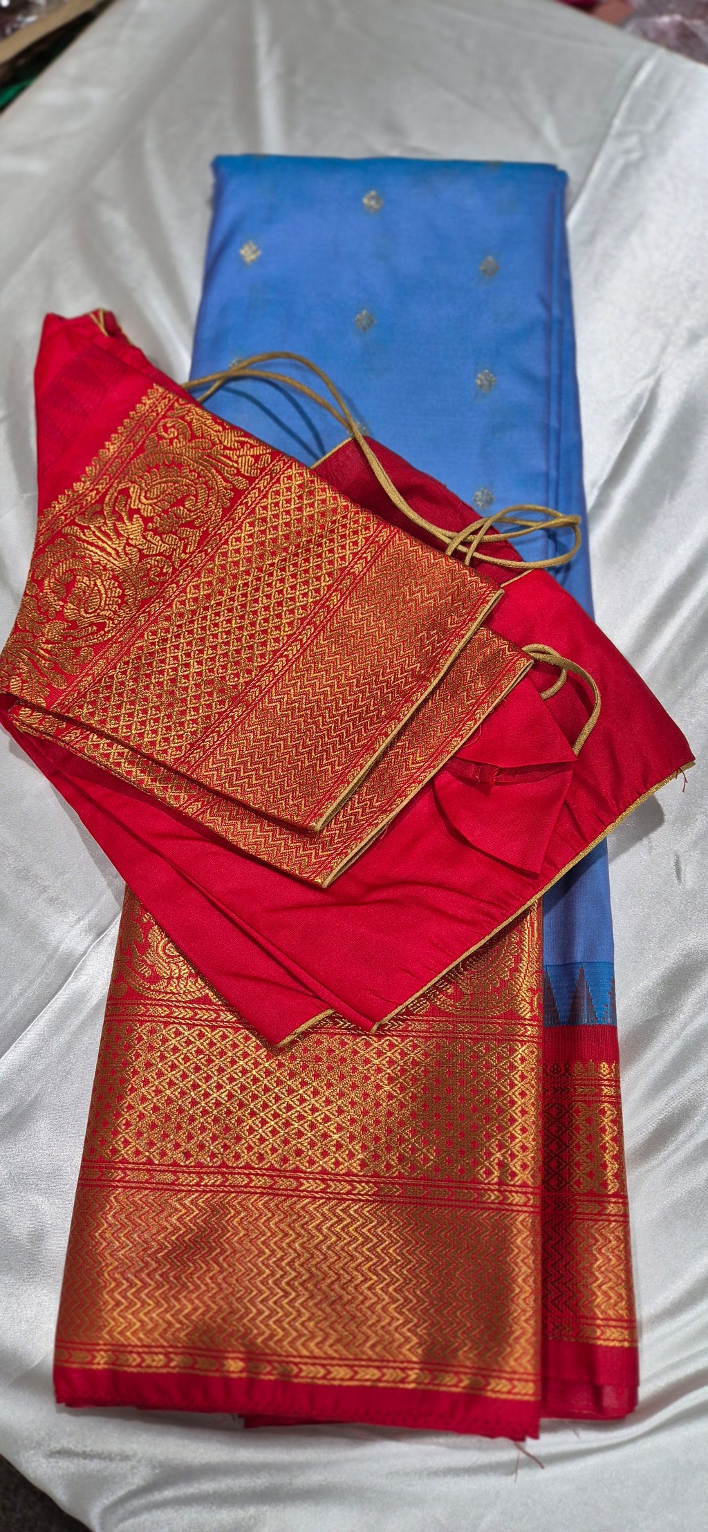 Gadwal Pattu Saree