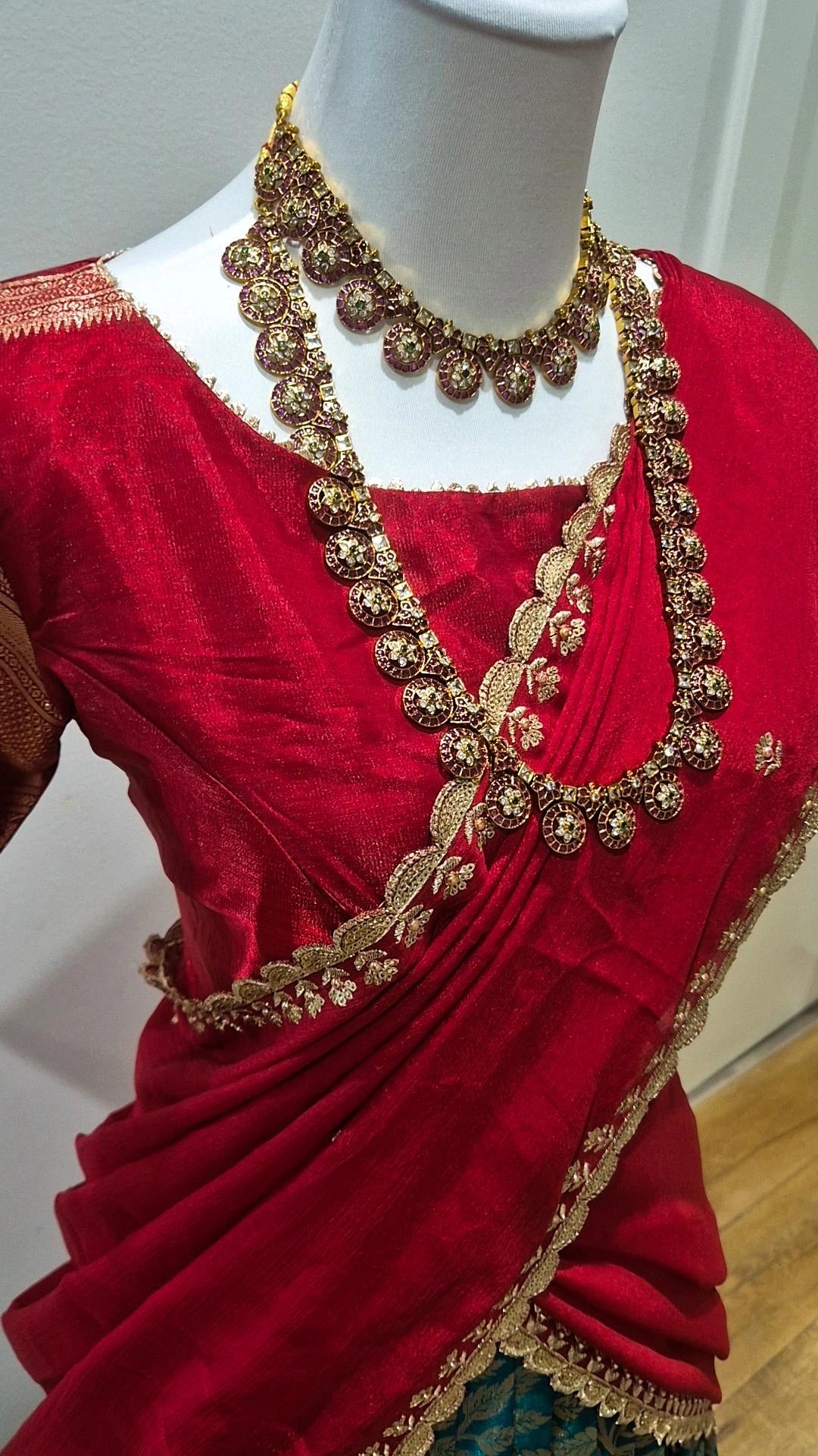 Pattu Lehenga