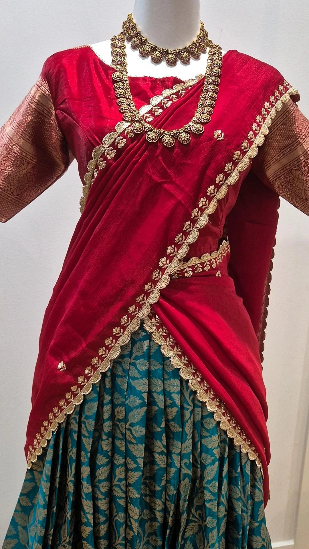 Pattu Lehenga