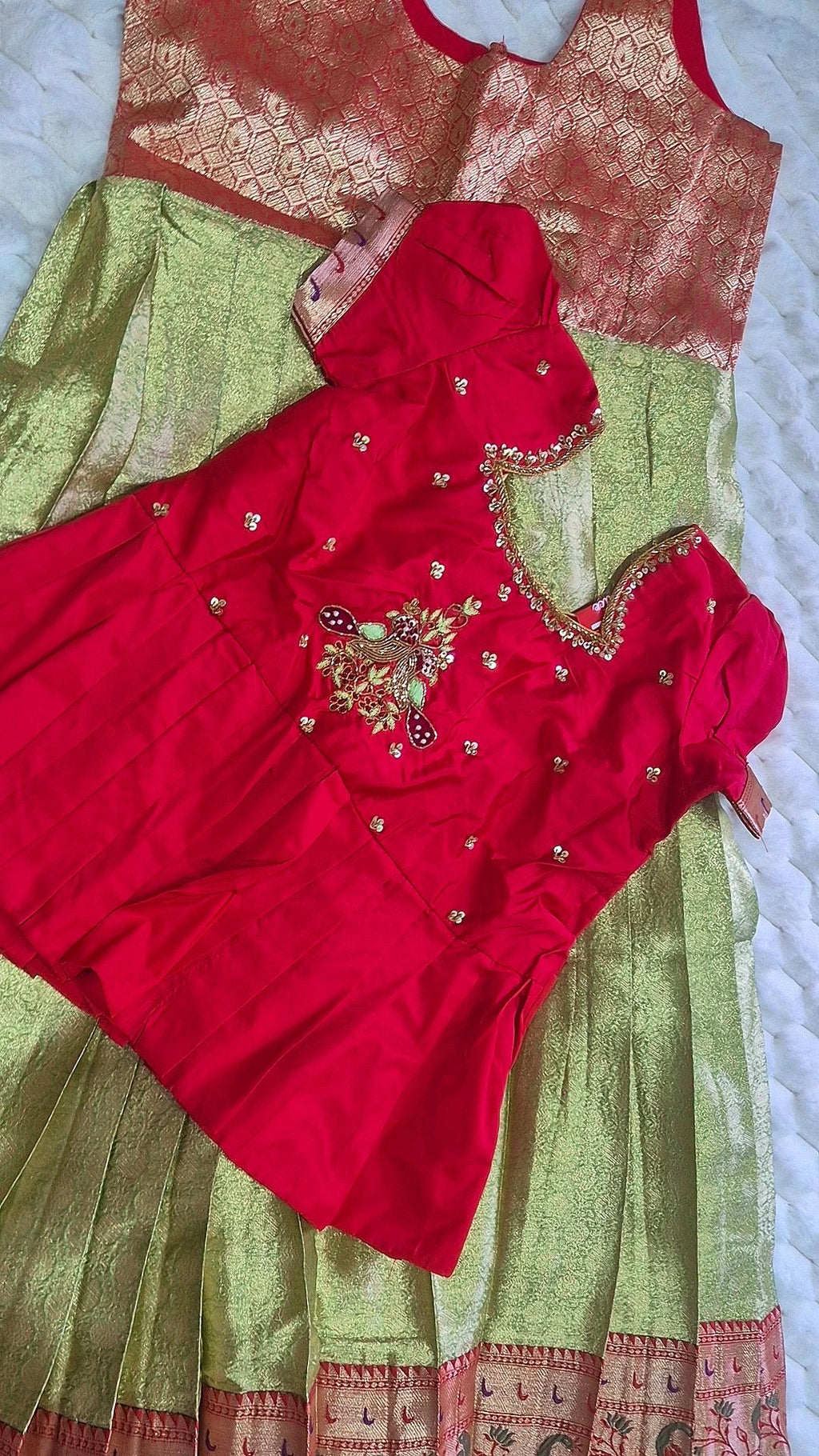 Kids Pattu Pavada – Light Green & Red Peacock Border (10–12 Years)