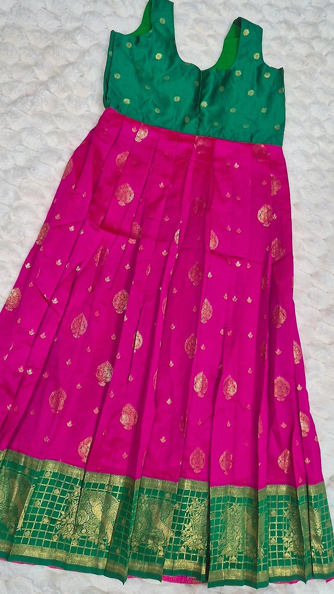 Kids Pattu Pavada – Magenta & Green (10–12 Years)