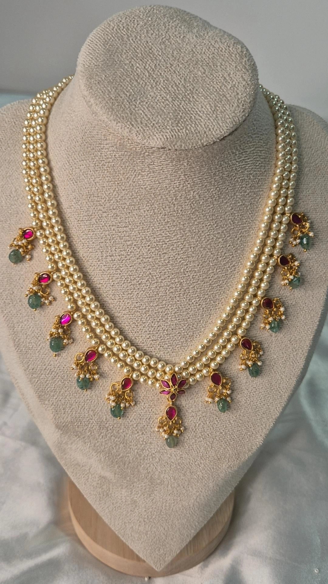 Jadau Kundan Pearl Necklace Set