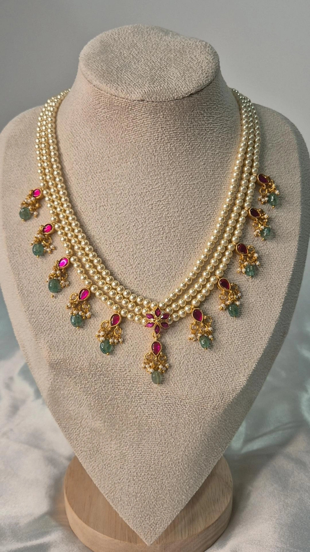 Jadau Kundan Pearl Necklace Set