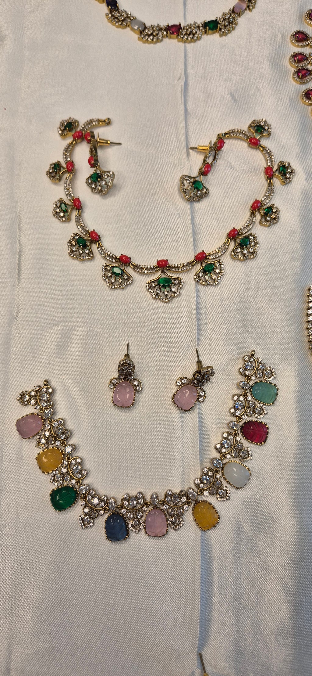 Multicolour Cabochon Necklace Set