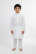 White Chikankari Kurta - Pattern 1